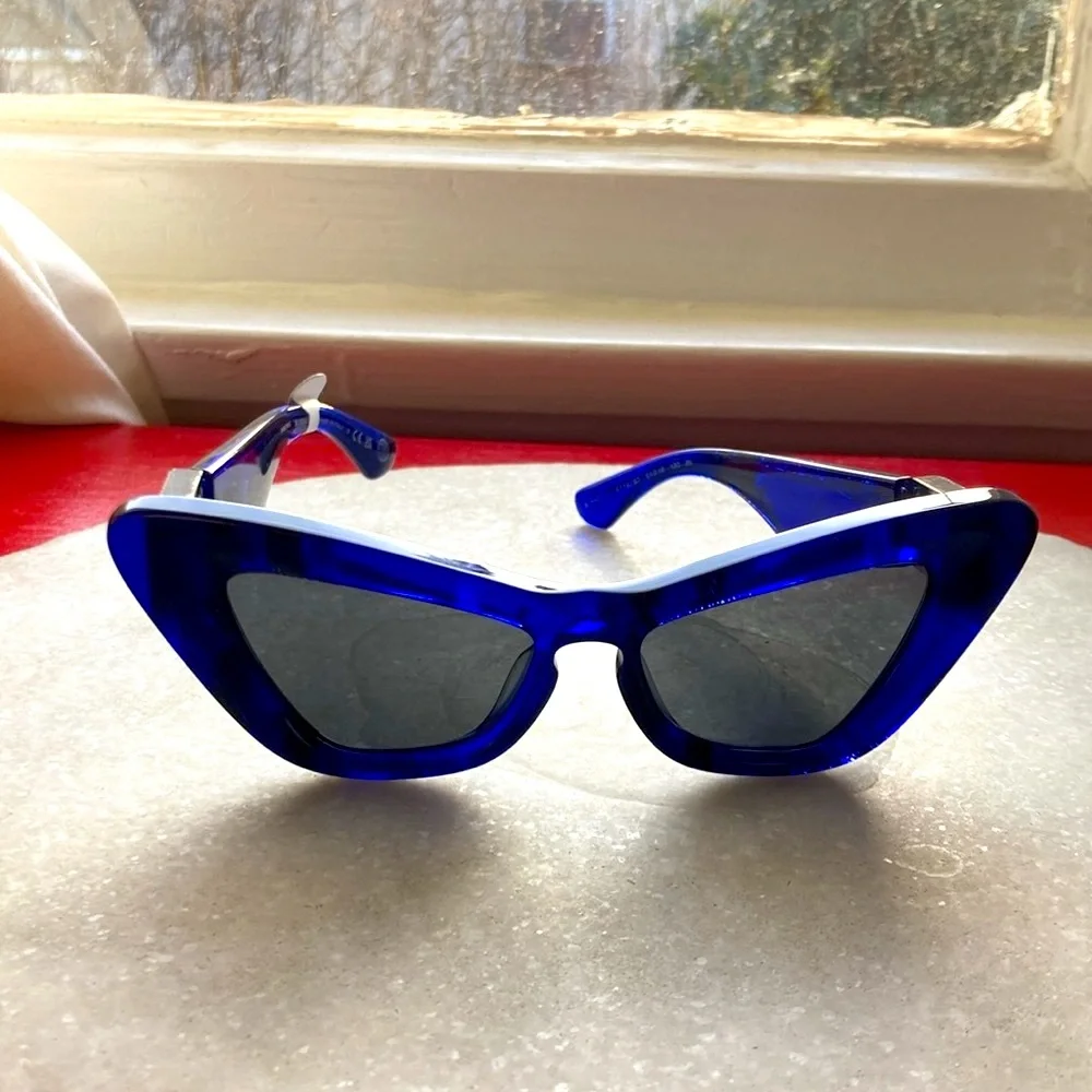2025 Burberry Rose Blue Cateye Glasses x Silver Hardware NWT